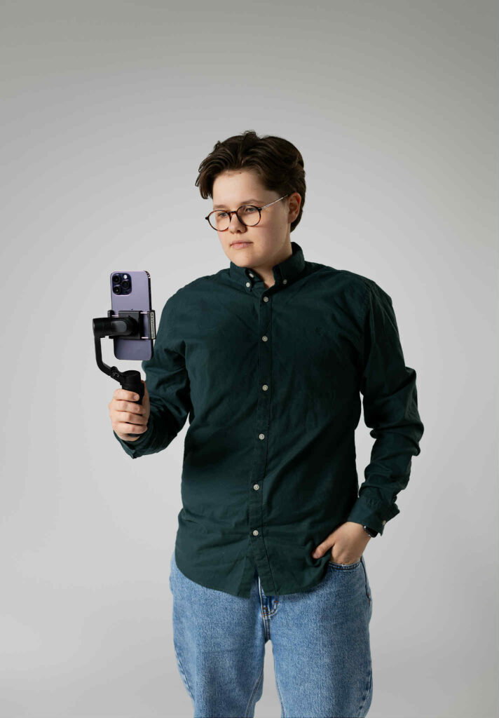 fea2bf85-a626-4c1b-b1d2-8e2927f44177